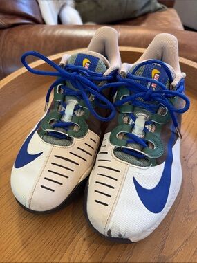 Nike GP Turbo Tennis Cream, Blue and Green Athletic Shoes